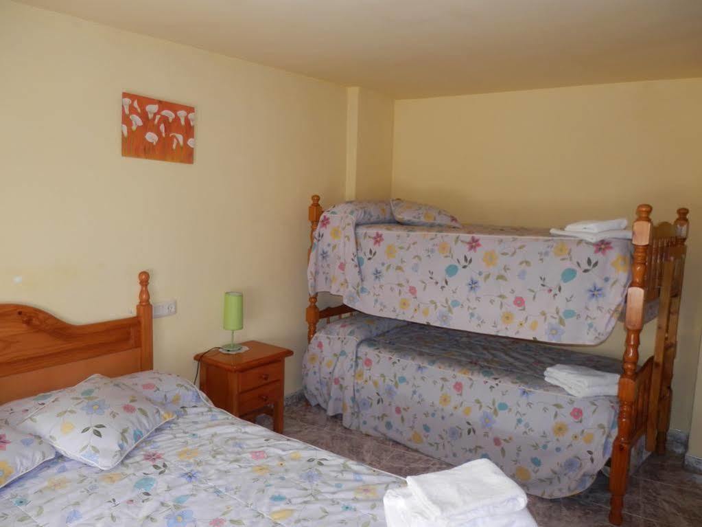 Hostal El Portalico Линарес-де-Мора Экстерьер фото